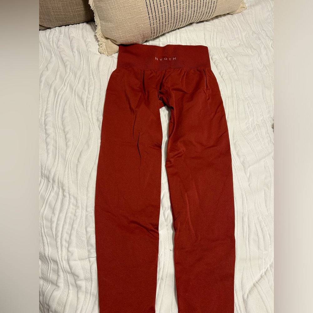 NVGTN leggings